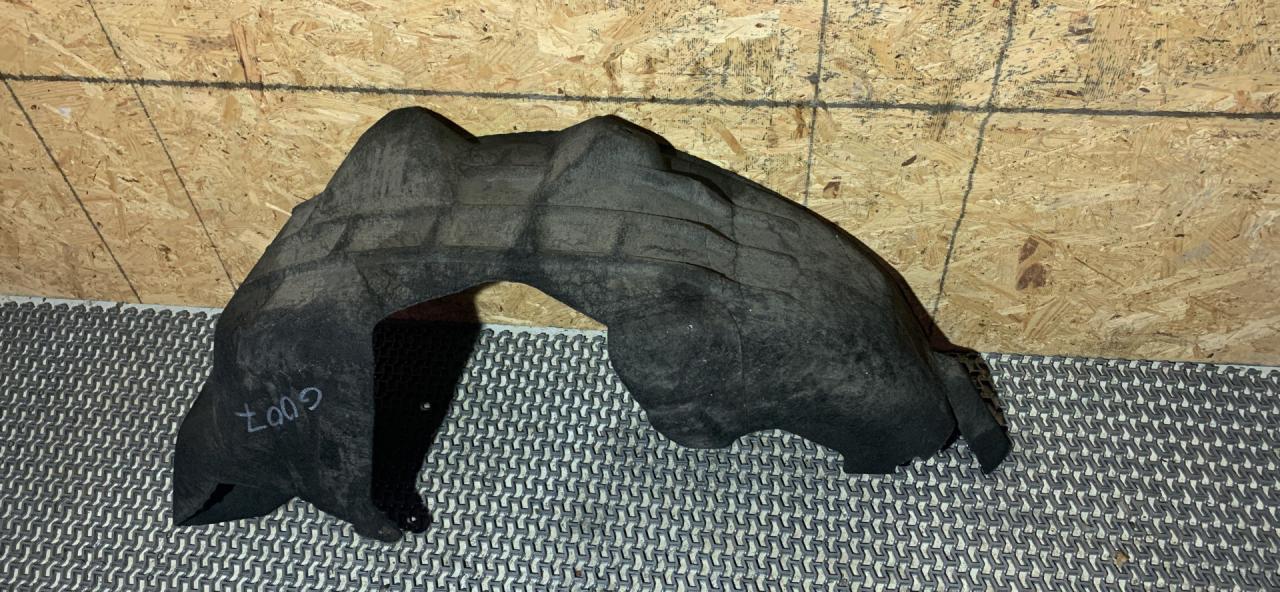 защита арок задняя правая (подкрылок) Ford Escape 3 поколение C520 2013, 1.5 л., бензин, АКПП, внедорожник 5 дв. - фото №1