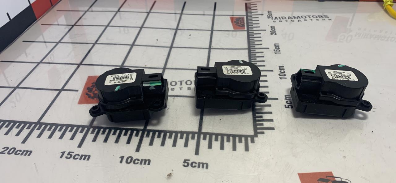 моторчик заслонки печки Buick Encore 1 поколение 2016, 1.4 л., АКПП, внедорожник 5 дв., 13372966 - фото №1