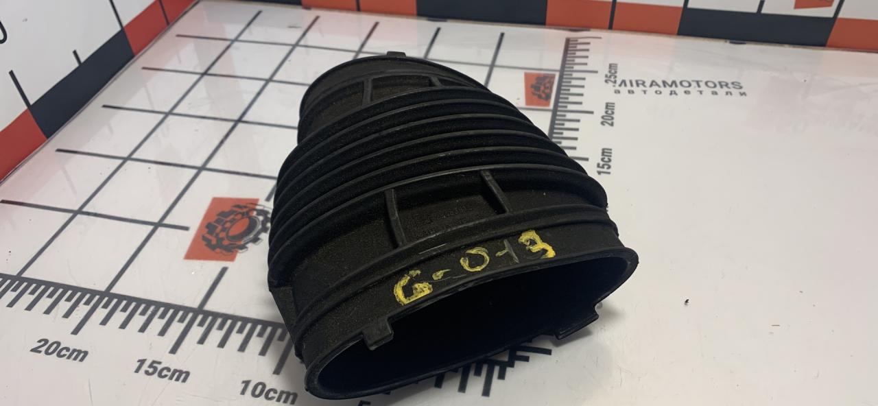 патрубок воздушного фильтра GMC Terrain 2 поколение 2018, 2.0 л., бензин, АКПП, внедорожник 5 дв. - фото №1