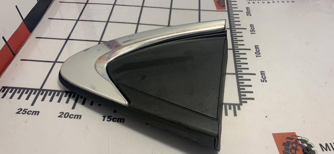 молдинг крыла заднего левого Chevrolet Cruze 2 поколение 2017, 1.4 л., бензин, АКПП, седан - фото №1