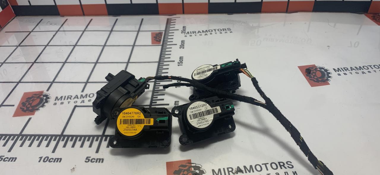 моторчик заслонки печки GMC Terrain 2 поколение 2018, 2.0 л., бензин, АКПП, внедорожник 5 дв. - фото №1