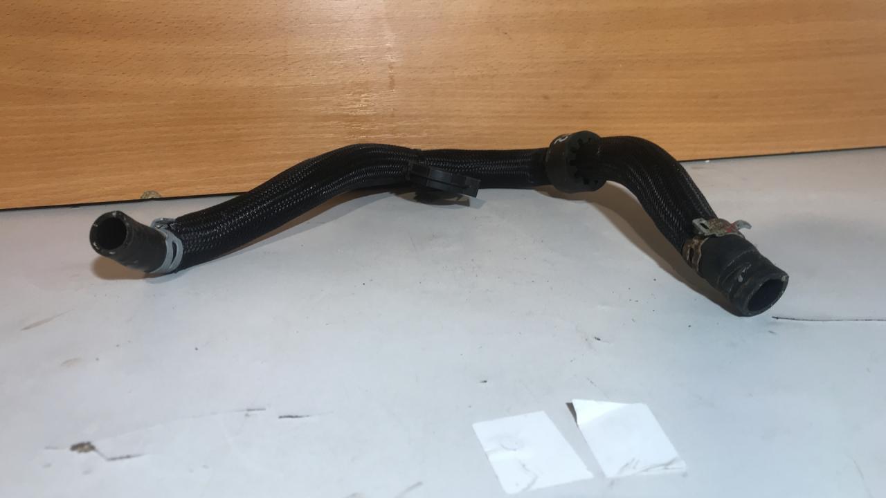 патрубок отопителя (печки) Chevrolet Equinox 3 поколение 2018, 1.5 л., бензин, АКПП, внедорожник 5 дв. - фото №1