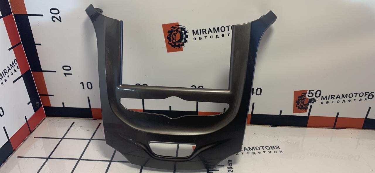 рамка под магнитолу Chevrolet Cruze 2 поколение 2017, 1.4 л., бензин, АКПП, седан - фото №1