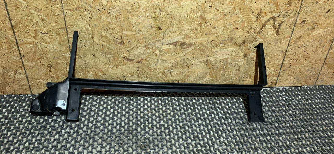 воздуховод (дефлектор) радиатора Buick Encore 1 поколение 2016, 1.4 л., АКПП, внедорожник 5 дв. - фото №1