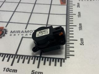 моторчик заслонки печки Chevrolet Cruze 1 поколение [рестайлинг] 2015, 1.4 л., бензин, АКПП, седан