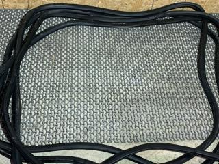 уплотнитель двери Chevrolet Equinox 3 поколение 2018, 1.5 л., бензин, АКПП, внедорожник 5 дв.