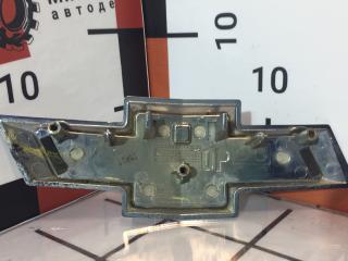 эмблема Chevrolet Cruze 1 поколение [рестайлинг] 2015, 1.4 л., бензин, АКПП, седан