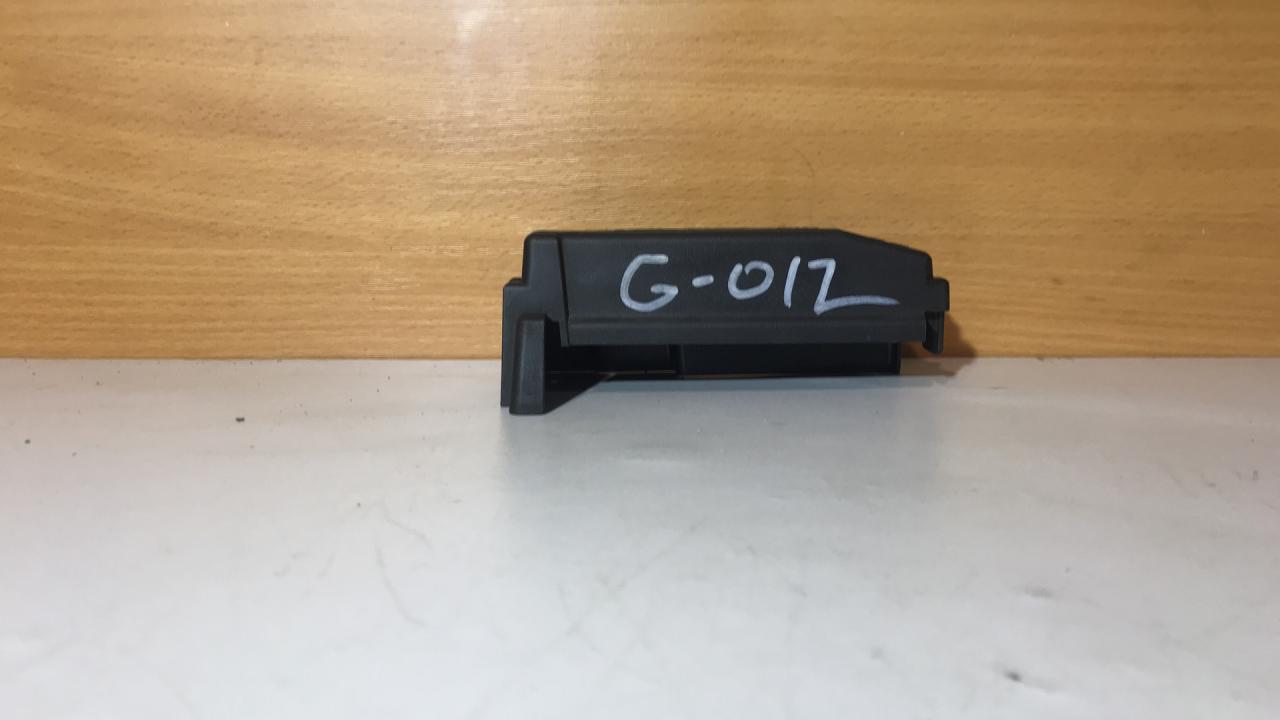 пластик Chevrolet Equinox 3 поколение 2018, 1.5 л., бензин, АКПП, внедорожник 5 дв. - фото №1