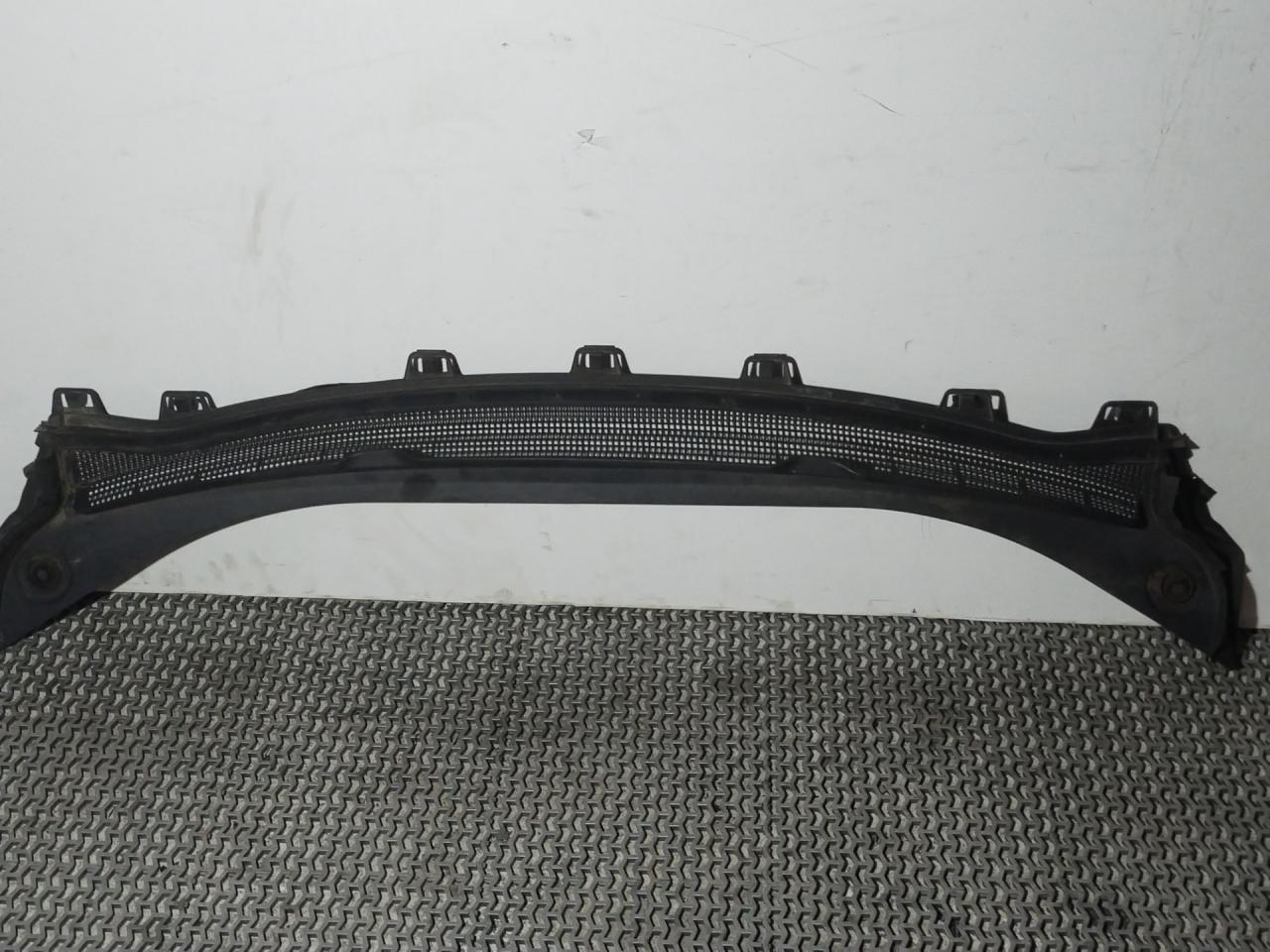 дождевик Chevrolet Cruze 2 поколение 2017, 1.4 л., бензин, АКПП, седан - фото №1