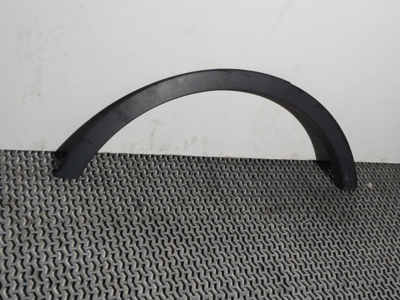 молдинг (накладка кузовная) Ford Escape 3 поколение C520 2013, 1.5 л., бензин, АКПП, внедорожник 5 дв. - фото №1