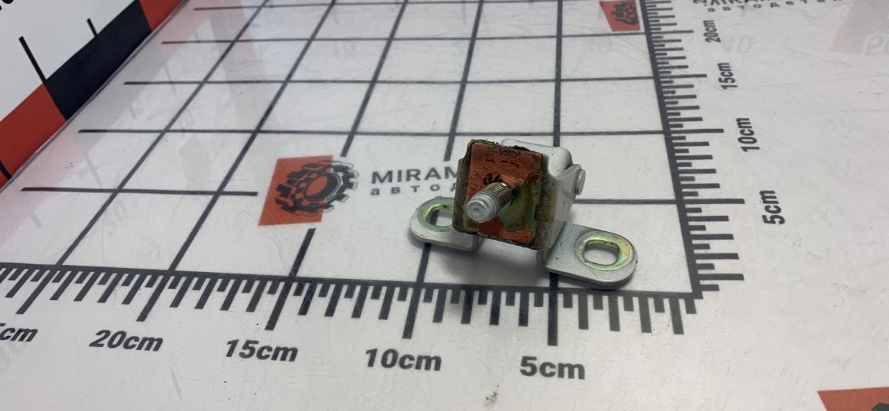 петля крышки багажника Buick Encore 1 поколение 2016, 1.4 л., АКПП, внедорожник 5 дв. - фото №1