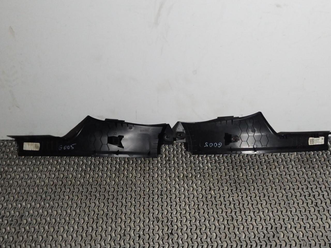 пластик Chevrolet Malibu 9 поколение 2017, 1.5 л., бензин, АКПП, седан - фото №1