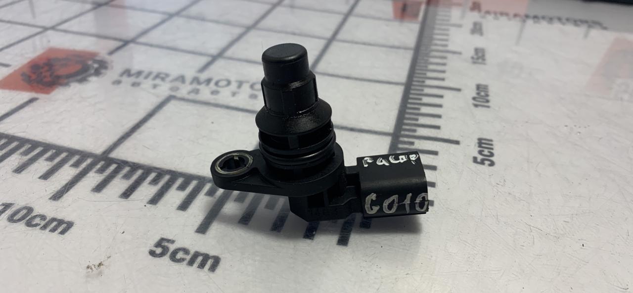 датчик распредвала Ford Escape 3 поколение C520 2014, 2.5 л., бензин, АКПП, внедорожник 5 дв. - фото №1