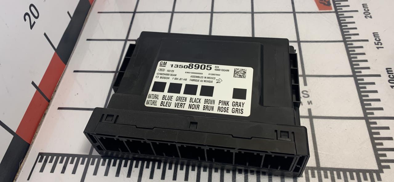 блок комфорта Chevrolet Malibu 9 поколение 2016, 1.5 л., бензин, АКПП, седан, 13508905 - фото №1