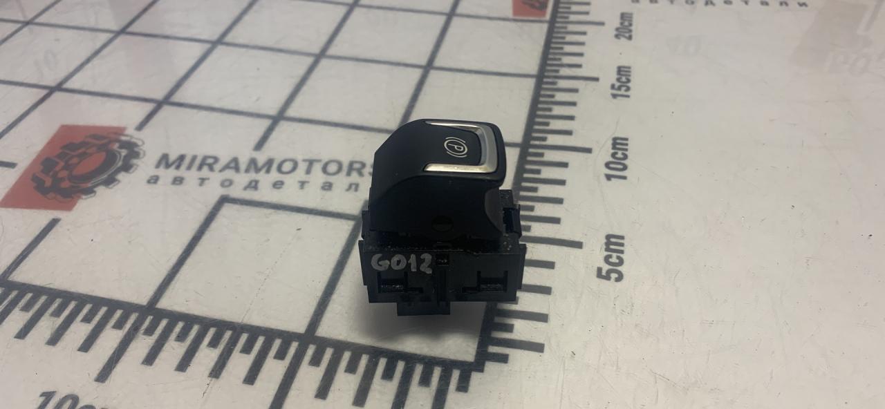 Кнопка парктроника Chevrolet Equinox 3 поколение 2018, 1.5 л., бензин, АКПП, внедорожник 5 дв. - фото №1