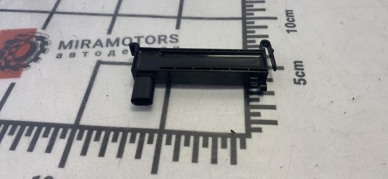 Антенна системы комфортного доступа Chevrolet Malibu 9 поколение 2016, 1.5 л., бензин, АКПП, седан, 13580788 - фото №1