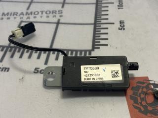 усилитель антенны Chevrolet Malibu 9 поколение 2017, 1.5 л., бензин, АКПП, седан, 23255609