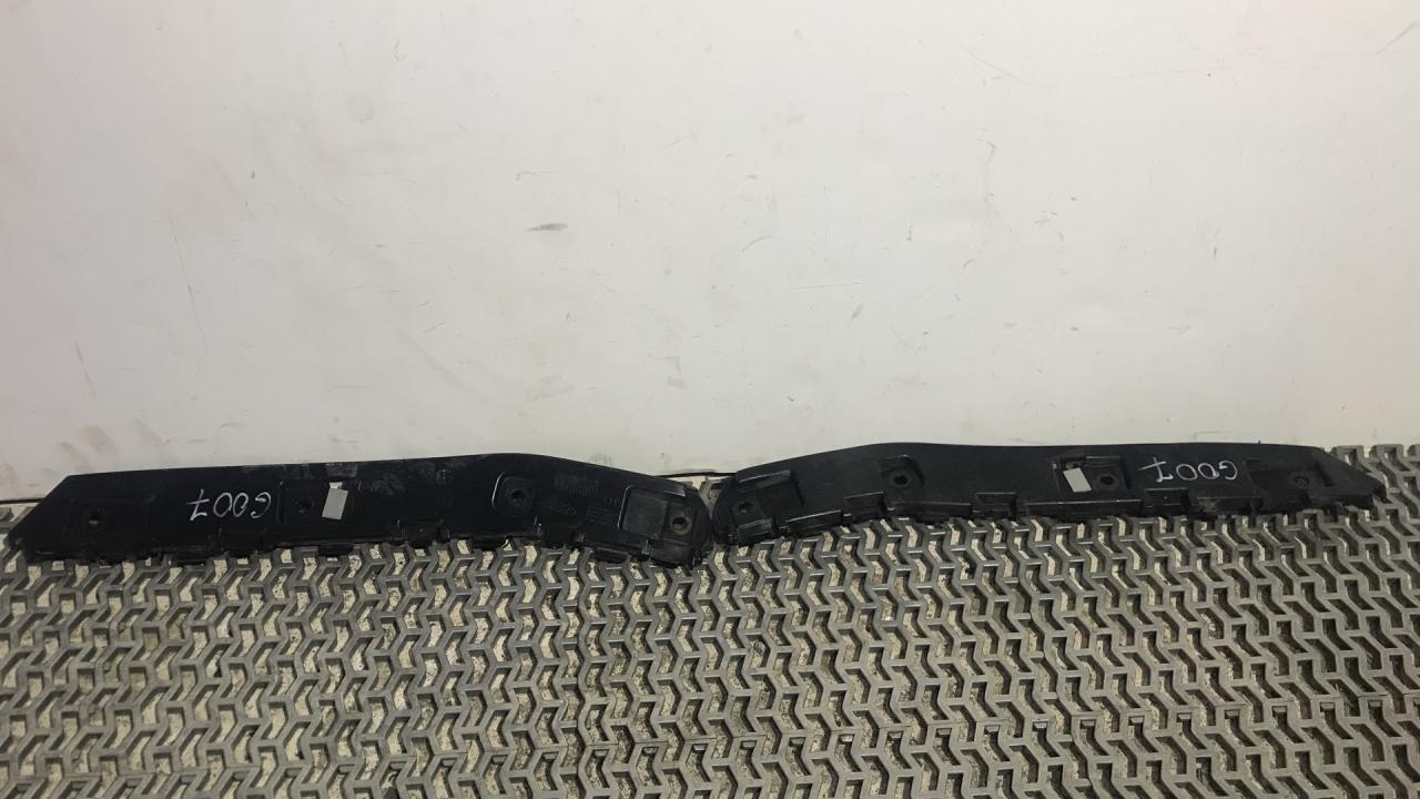 Крепление бампера заднего Ford Escape 3 поколение C520 2013, 1.5 л., бензин, АКПП, внедорожник 5 дв. - фото №1