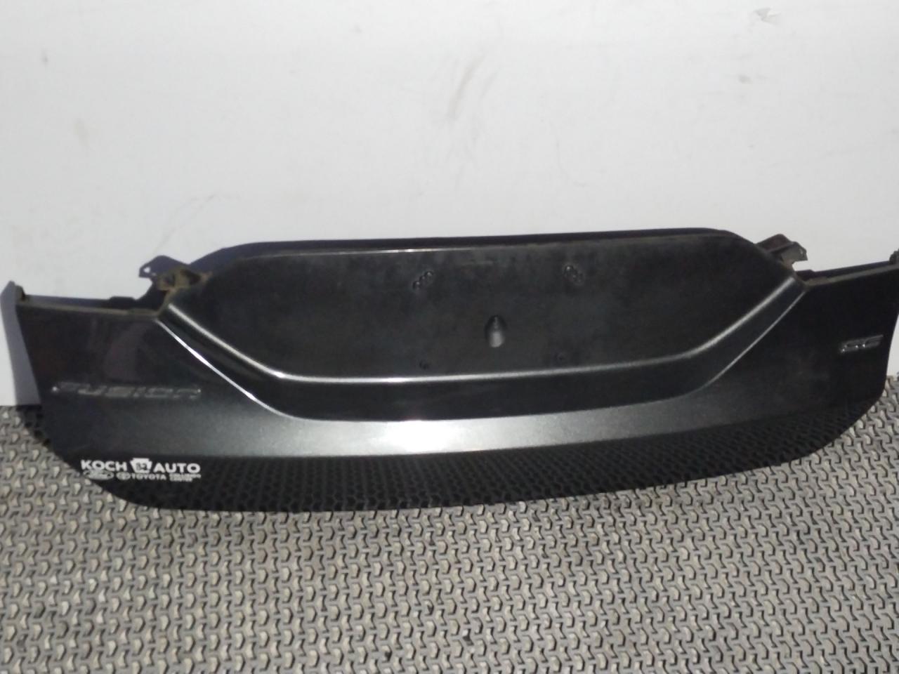 накладка двери (крышки) багажника Ford Fusion 2016, 2.5 л., SEA, бензин, АКПП, седан, DS73-F423A42-AE - фото №1