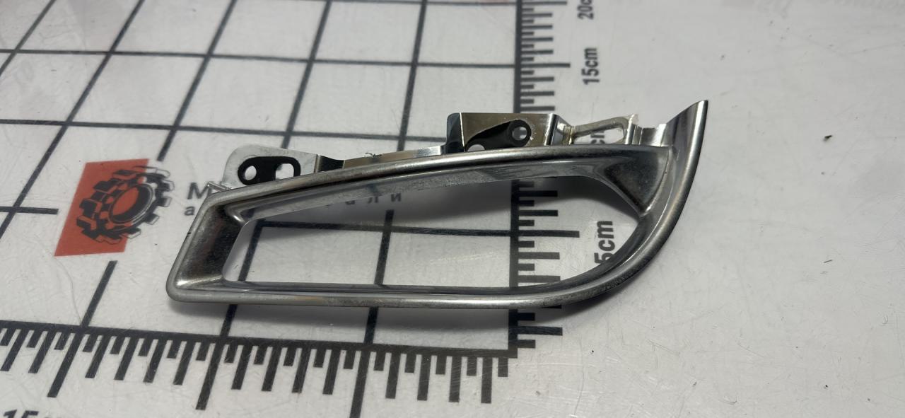 накладка на торпедо (консоль) Chevrolet Malibu 9 поколение 2017, 1.5 л., бензин, АКПП, седан, 84057415 - фото №1