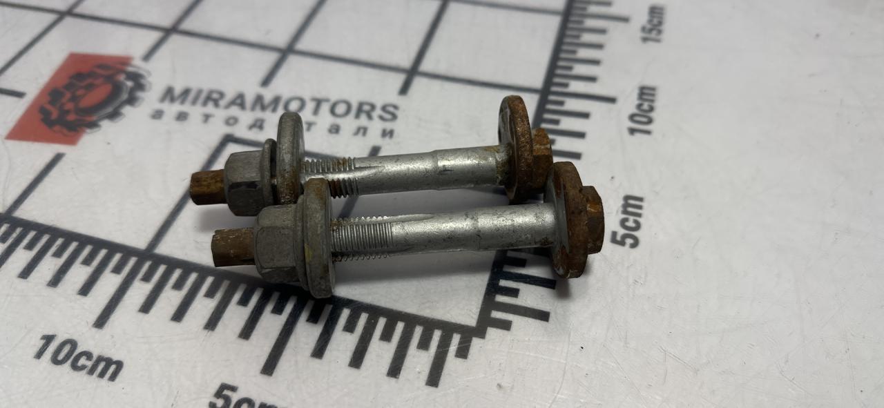 болт развальный Chevrolet Malibu 9 поколение 2017, 1.5 л., бензин, АКПП, седан, DG9T-13D061-CCW - фото №1