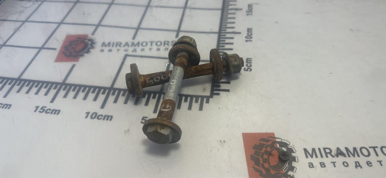 болт развальный Chevrolet Malibu 9 поколение 2016, 1.5 л., бензин, АКПП, седан - фото №1