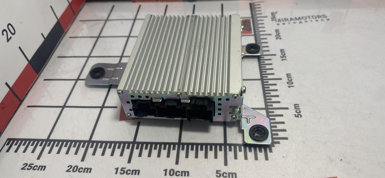 усилитель музыкальный Chevrolet Malibu 9 поколение 2017, 1.5 л., бензин, АКПП, седан, 84244345 - фото №1