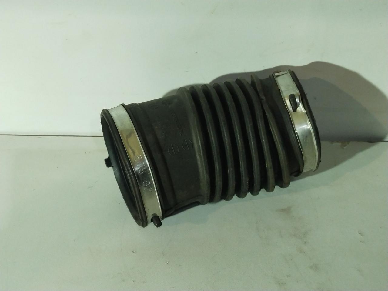 патрубок воздушного фильтра Acura TLX 3-е поколение 2021, 2.0 л., бензин, АКПП, седан, AFT135, 17229-6S8-A00 - фото №1