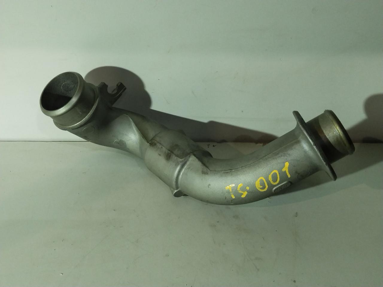 патрубок интеркулера Acura TLX 3-е поколение 2021, 2.0 л., бензин, АКПП, седан, 17292-6S8-A02 - фото №1