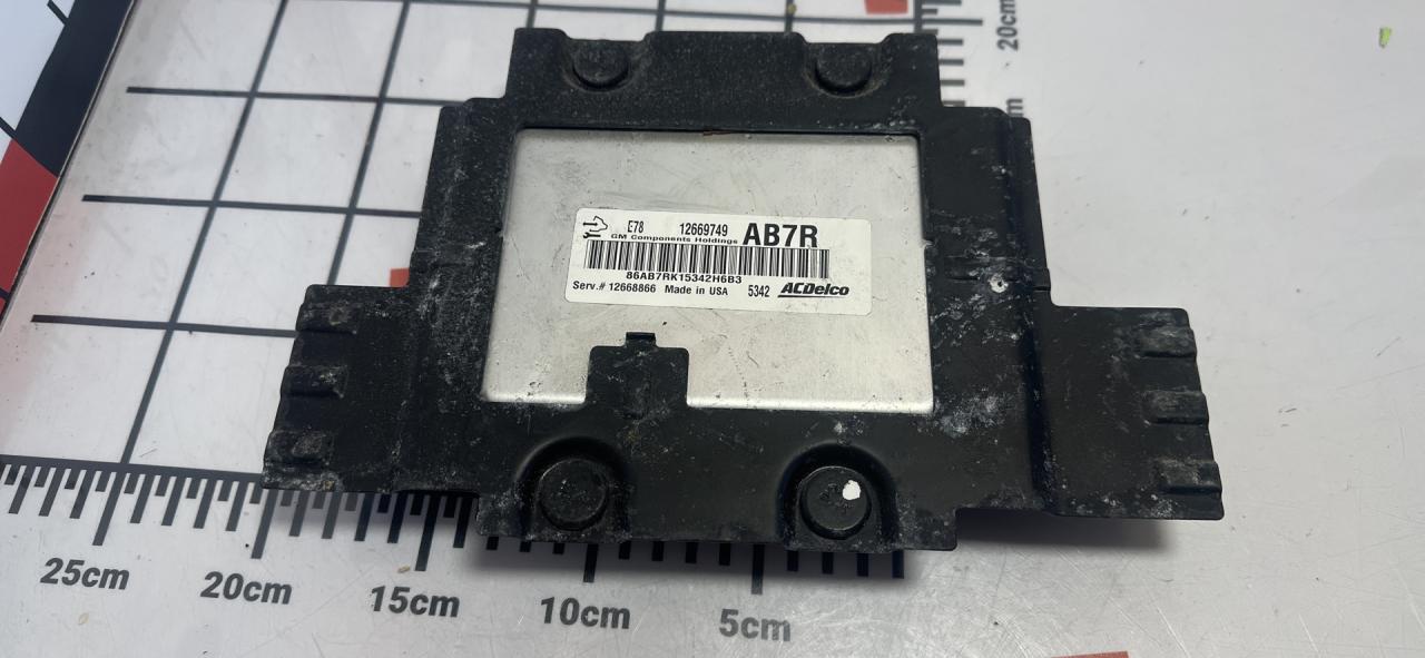 блок управления двигателем Buick Encore 1 поколение 2016, 1.4 л., АКПП, внедорожник 5 дв., 12669749, AB7R - фото №1