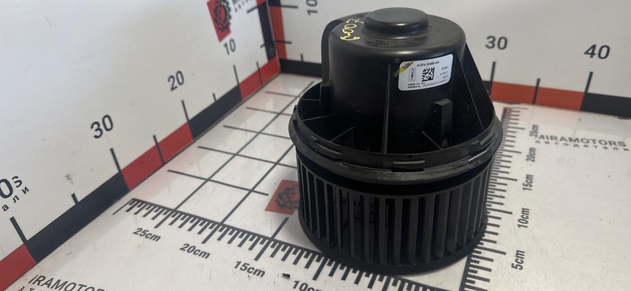 моторчик печки Ford Escape 3 поколение C520 2013, 1.5 л., бензин, АКПП, внедорожник 5 дв., AV6N-18456-AA - фото №1