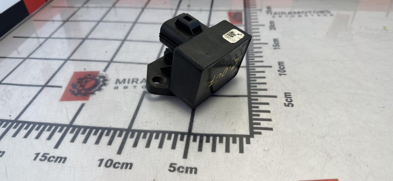 блок управления вентилятором (реле) Ford Escape 3 поколение C520 2013, 1.5 л., бензин, АКПП, внедорожник 5 дв. - фото №1