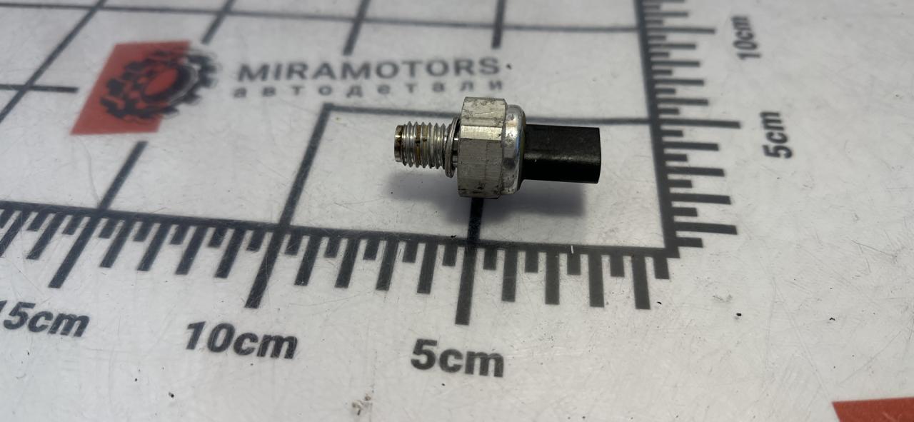 датчик давления масла Chevrolet Cruze 2 поколение 2017, 1.4 л., бензин, АКПП, седан, 12837356 - фото №1