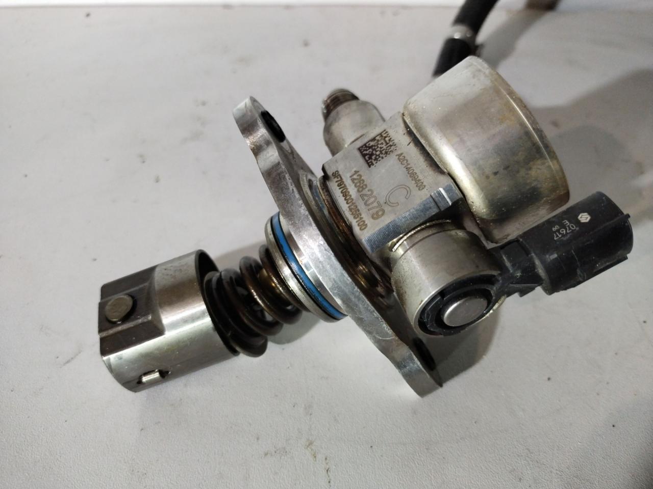 топливный насос (магистральный) Chevrolet Malibu 9 поколение 2017, 1.5 л., бензин, АКПП, седан, 12682079 - фото №1