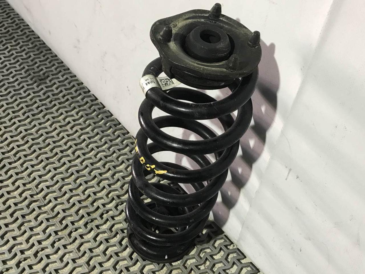 пружина задняя Acura TLX 3-е поколение 2021, 2.0 л., бензин, АКПП, седан, 23117460 - фото №1