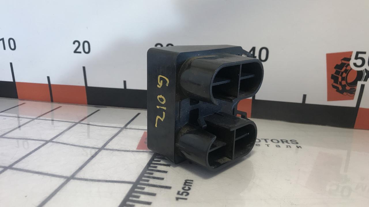 кронштейн (крепление) Chevrolet Equinox 3 поколение 2018, 1.5 л., бензин, АКПП, внедорожник 5 дв., 84108856 - фото №1