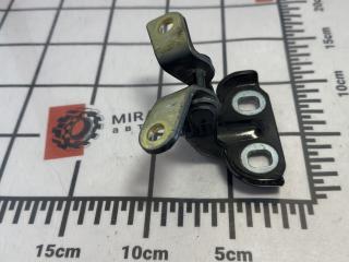 петля двери Chevrolet Cruze 1 поколение [рестайлинг] 2015, 1.4 л., бензин, АКПП, седан