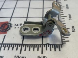 петля двери Chevrolet Malibu 9 поколение 2016, 1.5 л., бензин, АКПП, седан