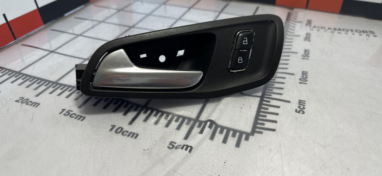 ручка внутренняя передняя левая Ford Escape 3 поколение C520 2013, 1.5 л., бензин, АКПП, внедорожник 5 дв., 4417-03412 - фото №1