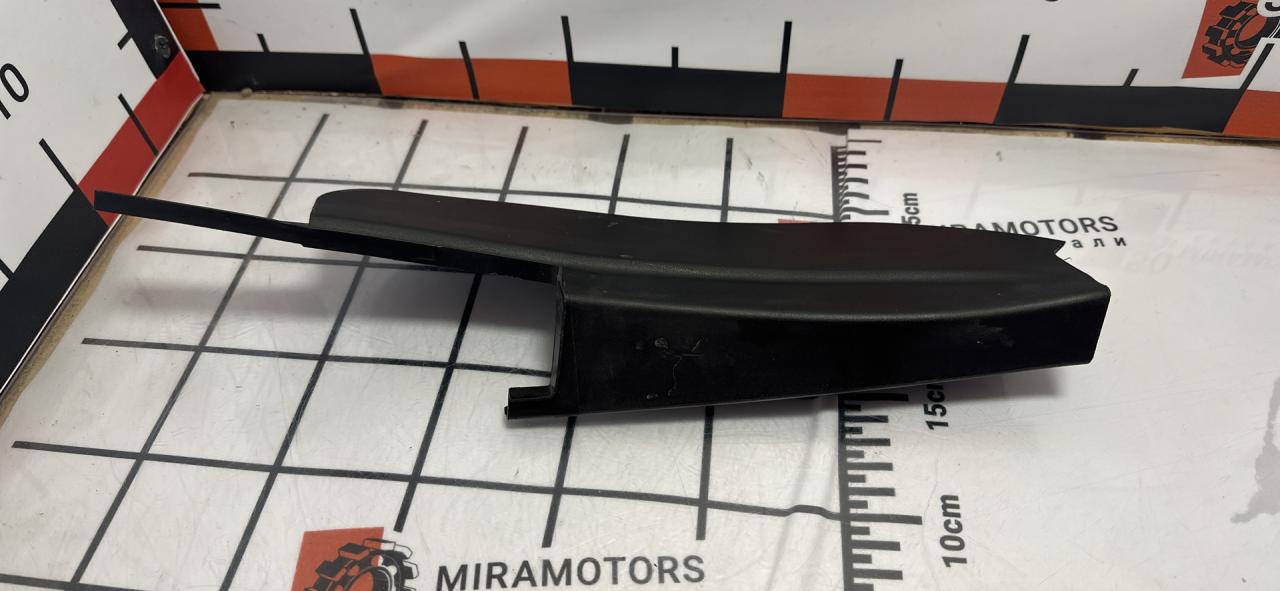 пластик Chevrolet Equinox 3 поколение 2018, 1.5 л., бензин, АКПП, внедорожник 5 дв. - фото №1