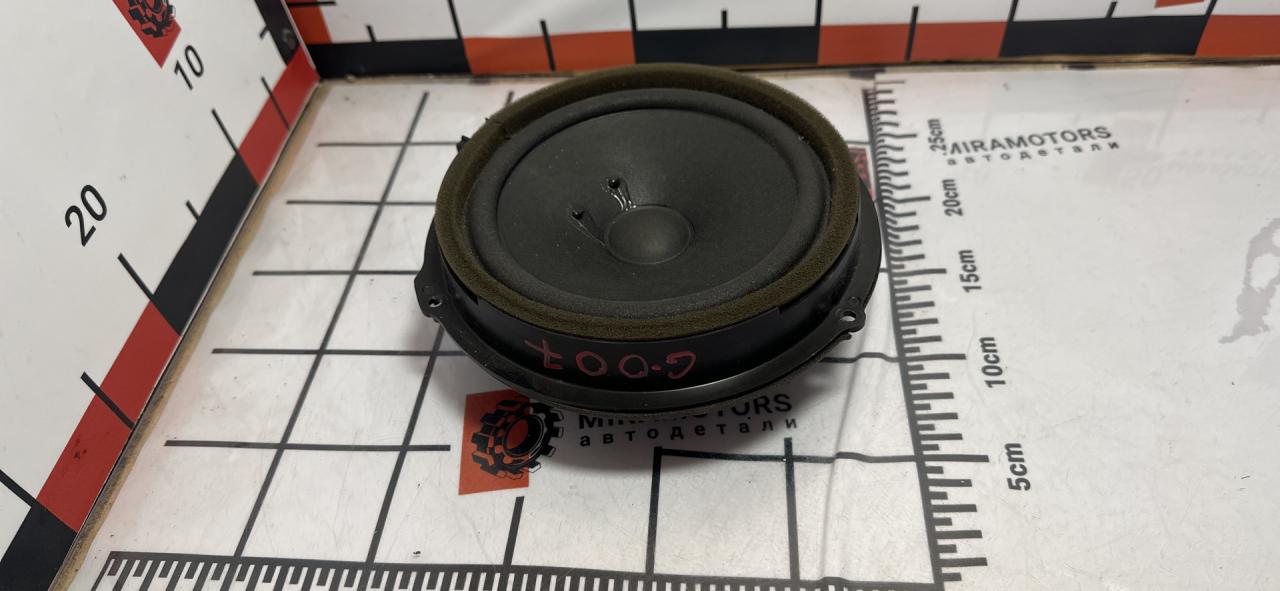 динамик двери Ford Escape 3 поколение C520 2013, 1.5 л., бензин, АКПП, внедорожник 5 дв. - фото №1