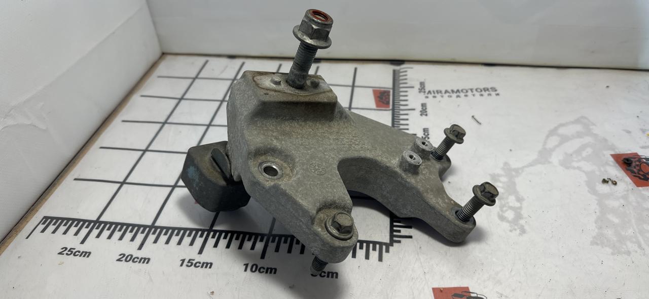 кронштейн КПП Ford Escape 3 поколение C520 2014, 2.5 л., бензин, АКПП, внедорожник 5 дв. - фото №1