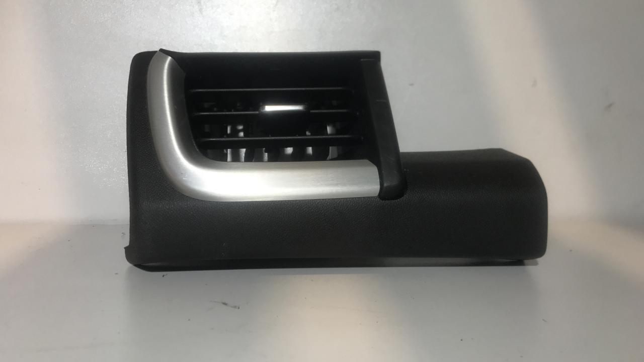 дефлектор обдува салона GMC Terrain 2 поколение 2019, 1.5 л., бензин, АКПП, белый, внедорожник 5 дв., GM844292 - фото №1