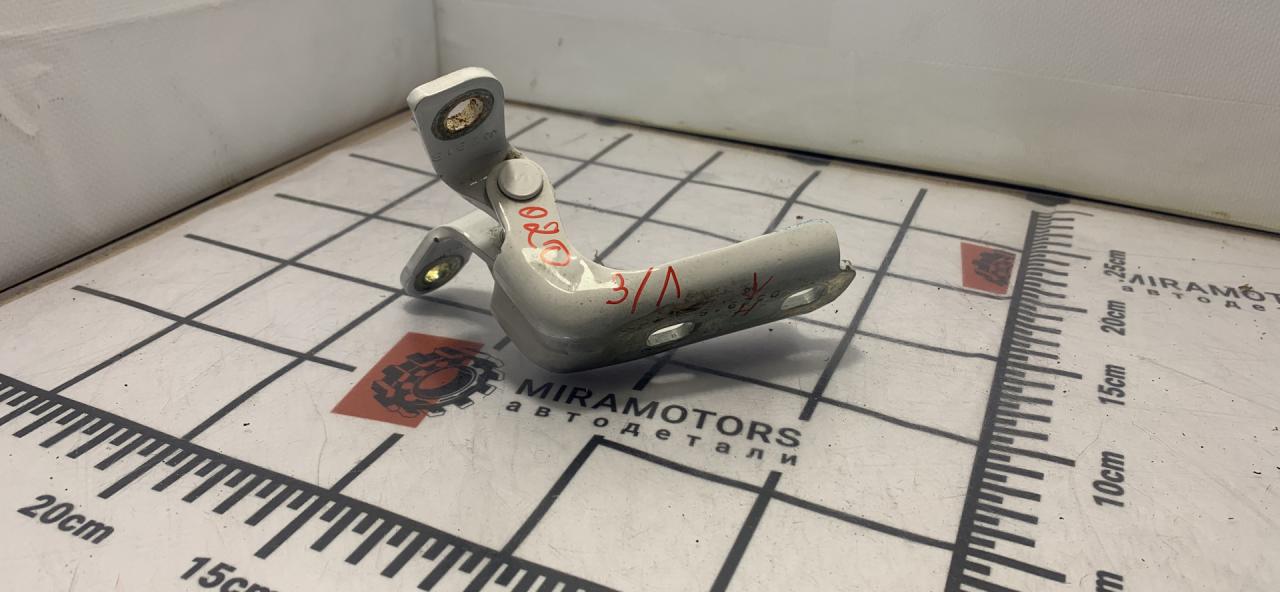 петля двери GMC Terrain 2 поколение 2019, 1.5 л., бензин, АКПП, белый, внедорожник 5 дв. - фото №1