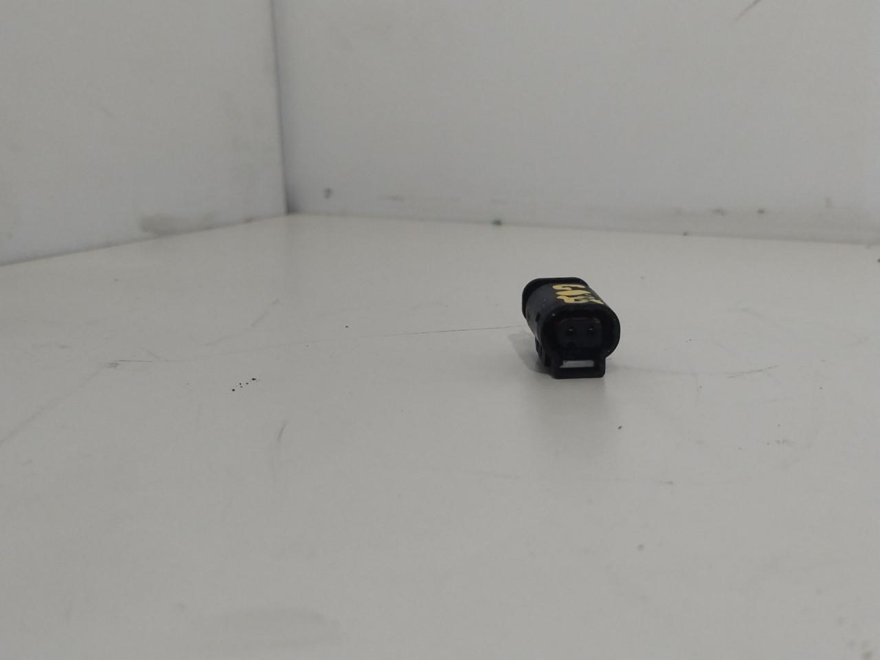 разъем (фишка) проводки GMC Terrain 2 поколение 2018, 2.0 л., бензин, АКПП, серый, передний привод - фото №1