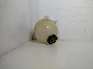 бачок расширительный Chevrolet Equinox 3 поколение 2019, 2.0 л., бензин, АКПП, черный, внедорожник 5 дв., передний привод, 23386455