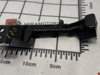 крепление ( кронштейн ) крыла Chevrolet Equinox 3 поколение 2019, 1.5 л., бензин, АКПП, черный, внедорожник 5 дв., полный привод, 84293394