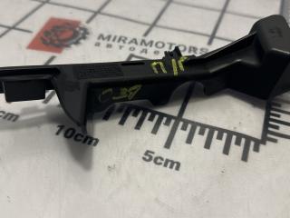 крепление ( кронштейн ) крыла Chevrolet Equinox 3 поколение 2018, 1.5 л., бензин, АКПП, белый, внедорожник 5 дв., полный привод