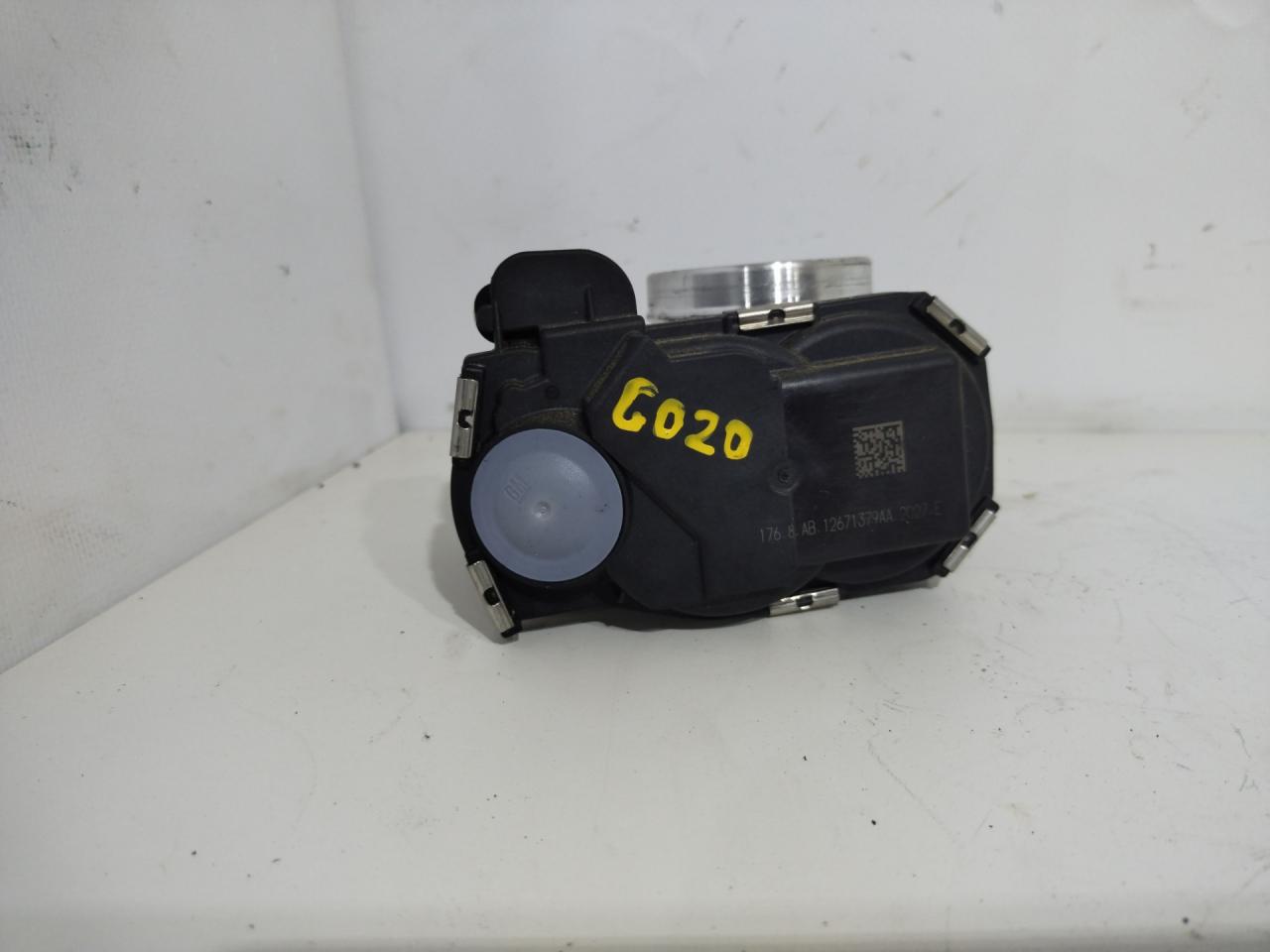 заслонка дроссельная GMC Terrain 2 поколение 2019, 1.5 л., бензин, АКПП, белый, внедорожник 5 дв., 12671379 - фото №1