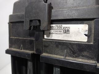 блок предохранителей Chevrolet Cruze 2 поколение 2019, 1.4 л., бензин, АКПП, синий диплоат, хетчбэк 5 дв., полный привод, 42677660